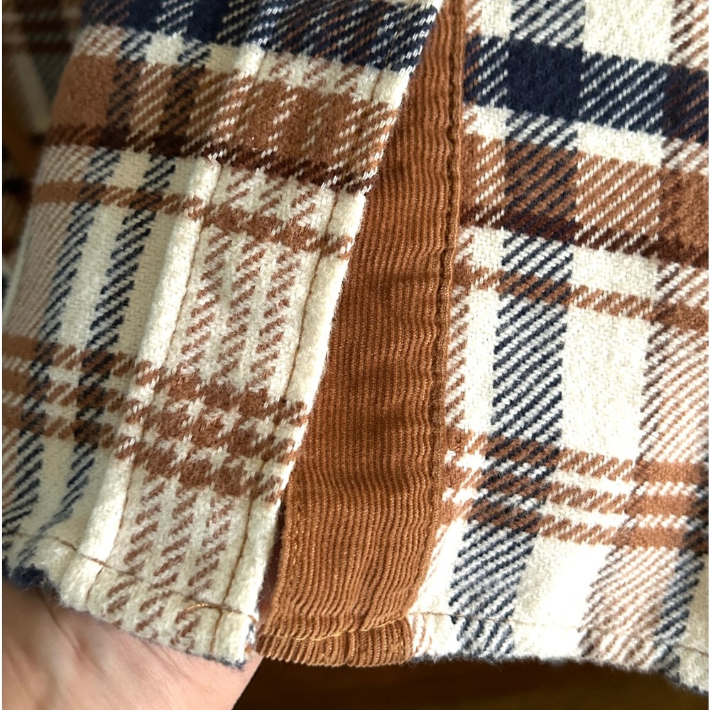 AE Women’s American Eagle Hooded Flannel Button Down Shirt XS EUC - Picture 7 of 9